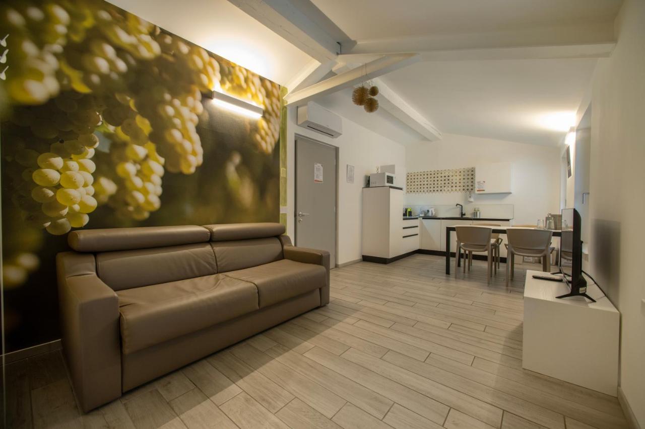 Cityu - Grazioli 27 Trento Centro Con Parcheggio Privato Gratuito Exteriér fotografie