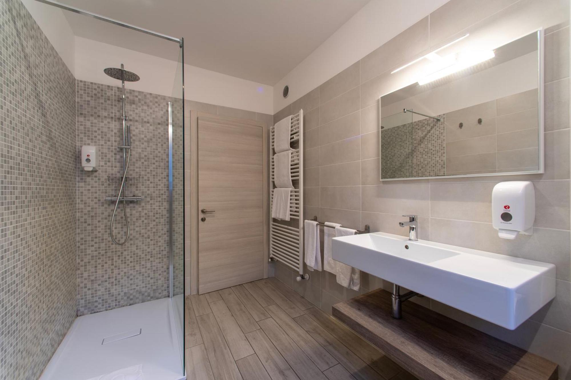 Cityu - Grazioli 27 Trento Centro Con Parcheggio Privato Gratuito Exteriér fotografie
